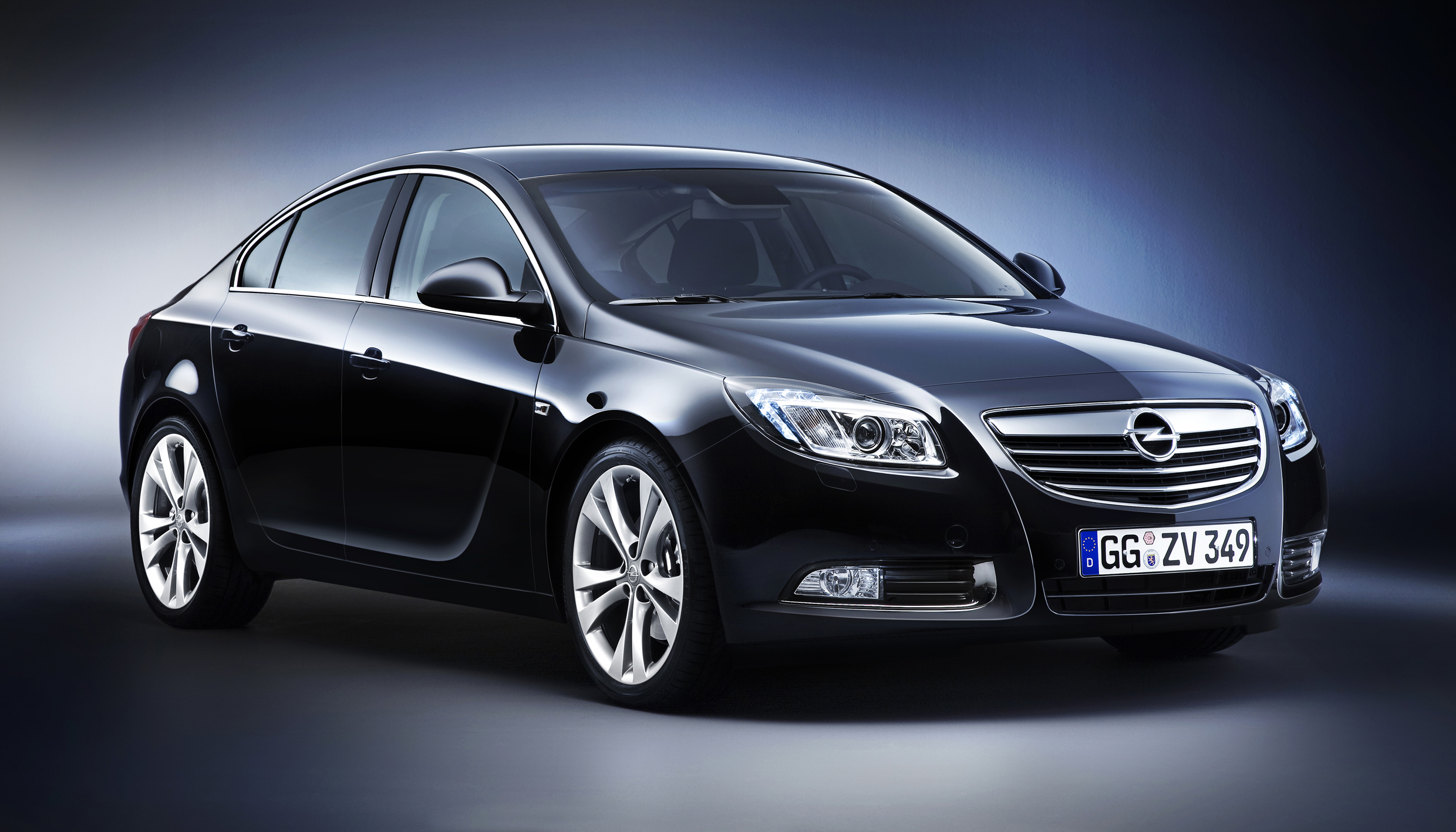 gf-wywo-yuS5-3rDE_opel-insignia-hatchbac