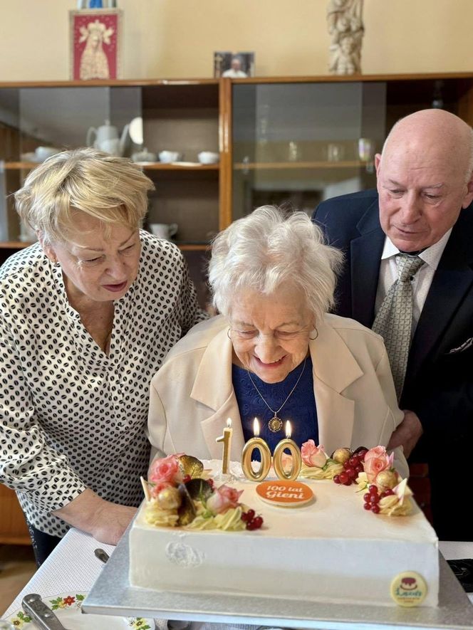 Pani Genowefa Matyjas Ze Starachowic osiągnęła 100 Lat. Jaki jest jej sekret długowieczności?