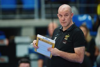 Trener Holendrów pracował w Polsce ledwie 5 miesięcy. Później narzekał na toksyczne środowisko