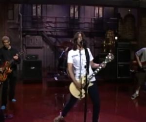 Jak Foo Fighters zadebiutowali w telewizji? Wspominamy słynny występ z 1995 