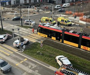 Zderzenie dwóch tramwajów w Warszawie. Wiele osób rannych