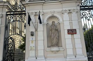 8 maja to dzień żałoby na UW