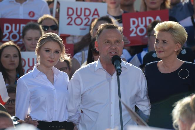 Andrzej Duda i Agata Duda. Taki styl ma para prezydencka