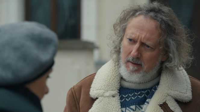 Barwy szczęścia odc. 3201. Józefina Rawicz (Elżbieta Jarosik), nowy właściciel dworku (Jan Korwin Kochanowski)