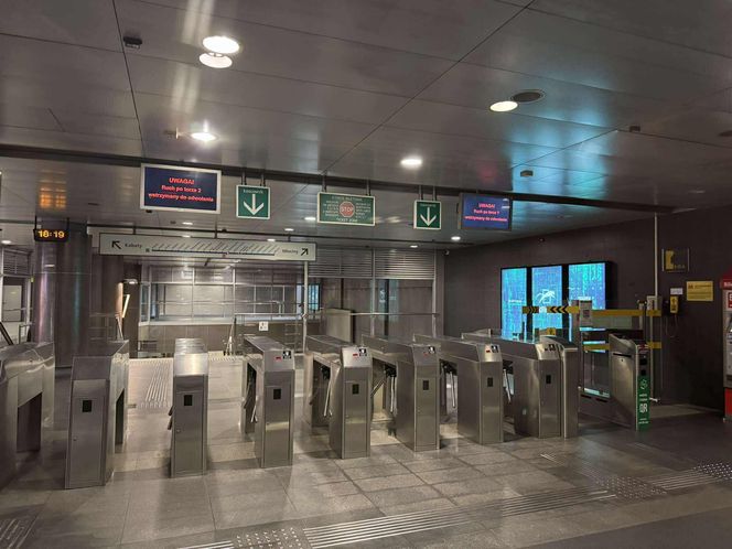 Utrudnienia w metrze w Warszawie (3.07.2025)