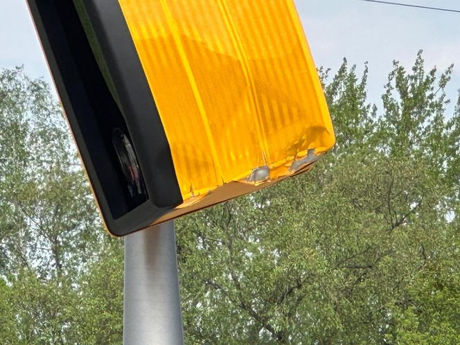 "Ulubiony" fotoradar warszawskich kierowców ponownie zniszczony. Działał 24 godziny