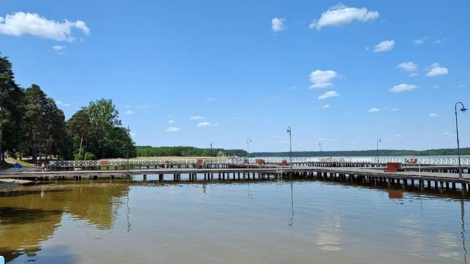 plaża miejska w Augustowie nad jeziorem Necko