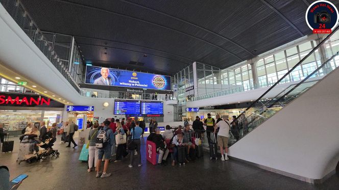 Pożar Biedronki w centrum Warszawy! Duża ewakuacja, na miejscu służby