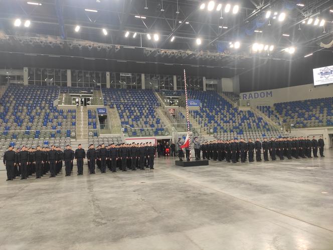 Zaprzysiężenie nowych policjantów