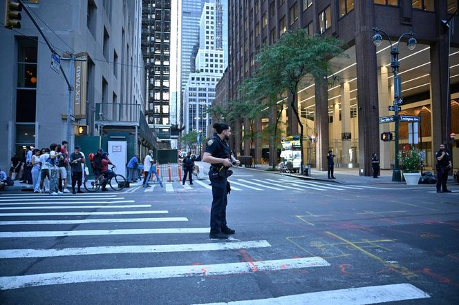 Strzelanina na Manhattanie. Policjant Didarul Islam to nowojorski bohater. Osierocił dwoje dzieci, jego żona jest w ciąży