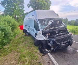 Śmiertelny wypadek pod Barwicami. Nie żyje kobieta, 5-latek w stanie krytycznym.