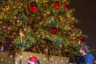 W Warszawie już święta! Rafał Trzaskowski włączył iluminacje