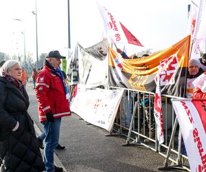 Konwencja KO w Gliwicach. Protest związkowców górniczych i hutniczych 