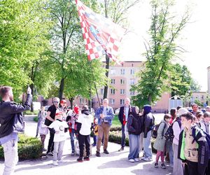 Siatkarze KPS-u z medalami na szyi, dziękowali kibicom za udany sezon
