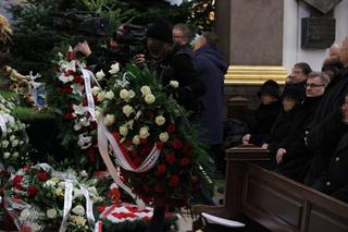 Rodzina opłakuje Mirosława Hermaszewskiego. Pogrzeb generała odbył się w Warszawie
