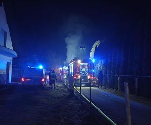 Brzozów. Tragiczny pożar drewnianego domu. W środku strażacy znaleźli ludzkie ciała