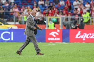 Probierz zabiera Lewandowskiego opaskę kapitana, a ten rezygnuje z gry w kadrze