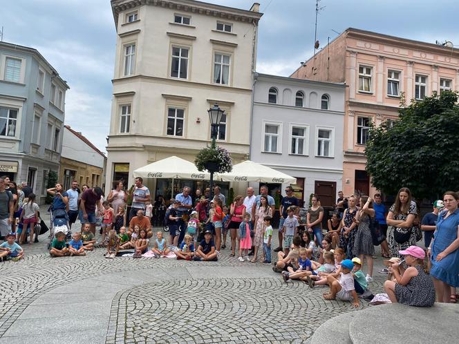 Busker Tour2023 zawitał do Zielonej Góry. Mamy zdjęcia z tego wydarzenia. Oto jak wyglądał pierwszy dzień 