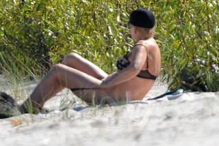 GRAŻYNA SZAPOŁOWSKA