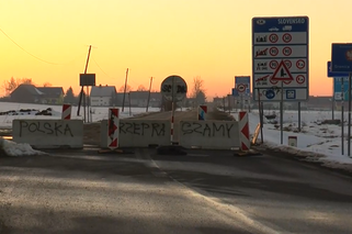 Słowacja zamknęła granice z Polską, ale kierowcy znaleźli na to sposób. Zobaczcie! [WIDEO]