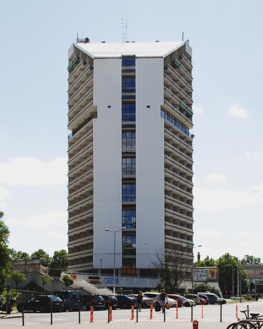 8 najpiękniejszych bloków PRL Wrocławia - zobacz zdjęcia