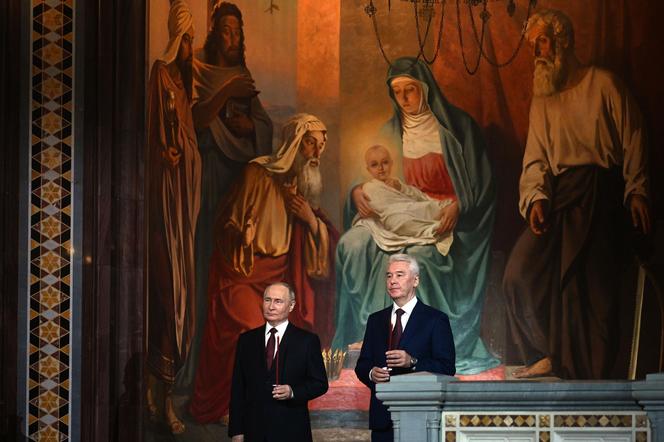 Putin pokazał się na mszy! Widok jego twarzy może zdziwić. Co się stało?