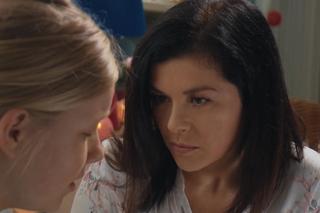 M jak miłość odc. 1682. Lenka (Olga Cybińska), Kinga (Katarzyna Cichopek)