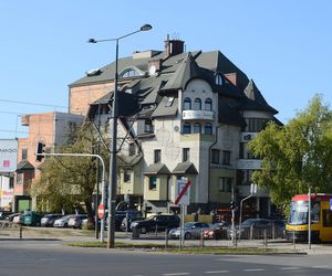 Czarny Kot w Warszawie. Historia budynku, który nazwano najbrzydszym w stolicy