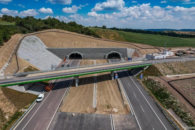 Odcinek Bolków – Kamienna Góra liczy w sumie nieco ponad 16 kilometrów długości. W dłuższym tunelu będzie odcinkowy pomiar prędkości