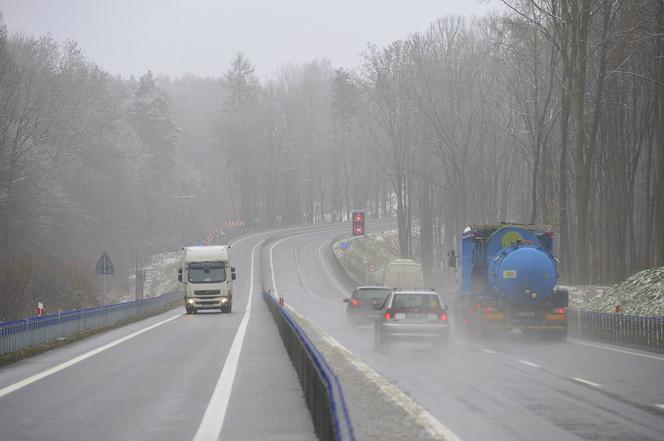 Barierki na S17 przeszkadzają kierowcom