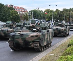 Zamknęli cztery mosty i kilkadziesiąt ulic. Próba generalna przed Świętem Wojska Polskiego