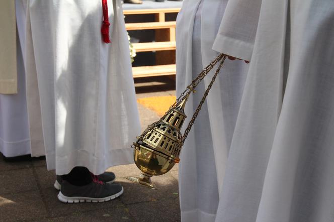 SZOK! Młody ministrant popełnił SAMOBÓJSTWO! Co się dzieje w tej wsi?