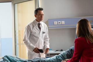 Na dobre i na złe odc. 909: Wolski (Robert Kibalski), Irena/Sara Berezińska (Agnieszka Kawiorska), Andrzej Falkowicz (Michał Żebrowski)