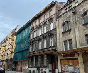 Kamienice przy ul. Dworcowej 1, 1a i 1b we Wrocławiu.