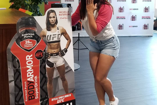 Michelle Waterson, Karate Hottie