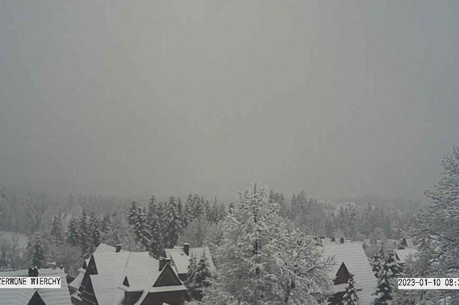 Zima powróciła w Tatry. W górach obowiązuje drugi stopień zagrożenia lawinowego