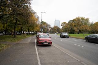 Zwężą Marszałkowską, żeby zrobić drogę dla rowerów. Radni sypnęli groszem