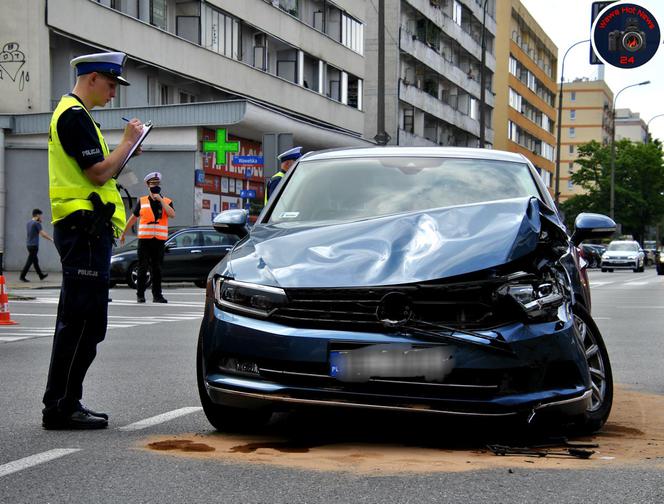 Wypadek na skrzyżowaniu Grójeckiej z Wawelską