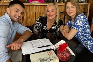 Barwy szczęścia. Mirek zostanie modelem w nowym sezonie! Przystojny syn Damiana zrobi karierę i będzie na billboardach w całej Polsce - ZDJĘCIA