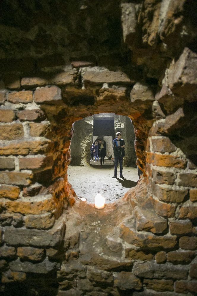 Oto najbardziej tajemnicze miejsce w Warszawie. Elizeum w parku Rydza-Śmigłego