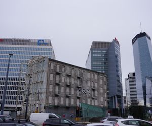 Zabytkowe kamienice przy rondzie ONZ