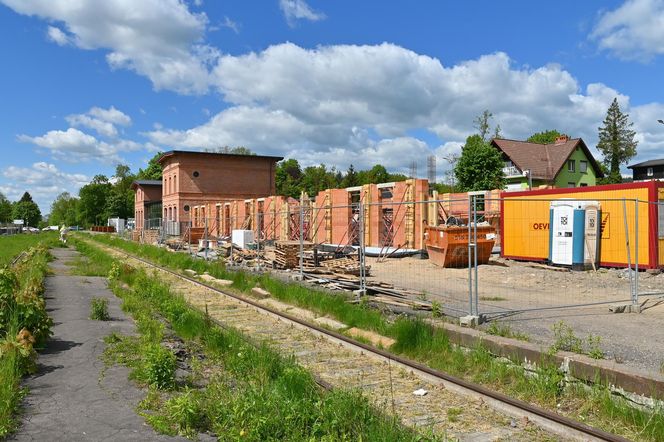 Remont dworca w Kowarach - będzie informacja turystyczna, centrum kultury i biblioteka