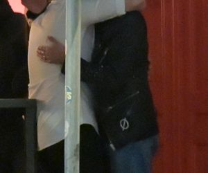 Niezła bibka Afryka Express. Obejrzeli razem odcinek, a potem poszli w tango. Iwan wyszedł ostatni