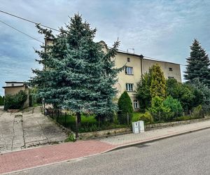 Makabra na grillu. Zadźgał pasierba, ranił partnerkę