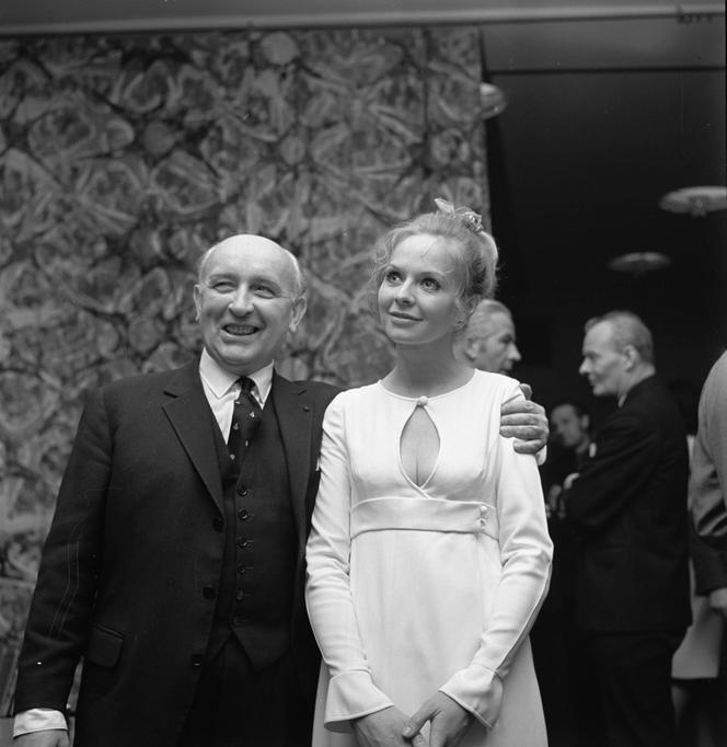 Stanisław Skalski oraz aktorka Susannah York na premierze filmu “Bitwa o Anglię”, 1969. 