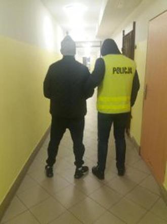 NARKOBIZNES matki i jej synów. Co zrobili, kiedy przyszła policja? NIE UWIERZYSZ