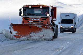 Na Śląsku spadnie tyle śniegu, że drogi będą nieprzejezdne. Ostrzeżenie IMGW