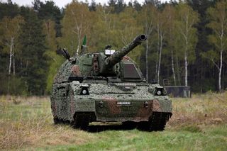 Panzerhaubitze 2000
