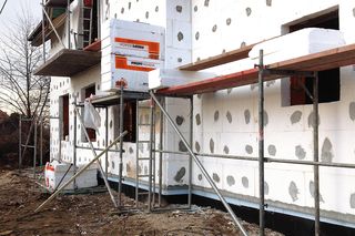 Jak się obchodzić ze styropianem, by go nie uszkodzić. Wyjaśniamy!