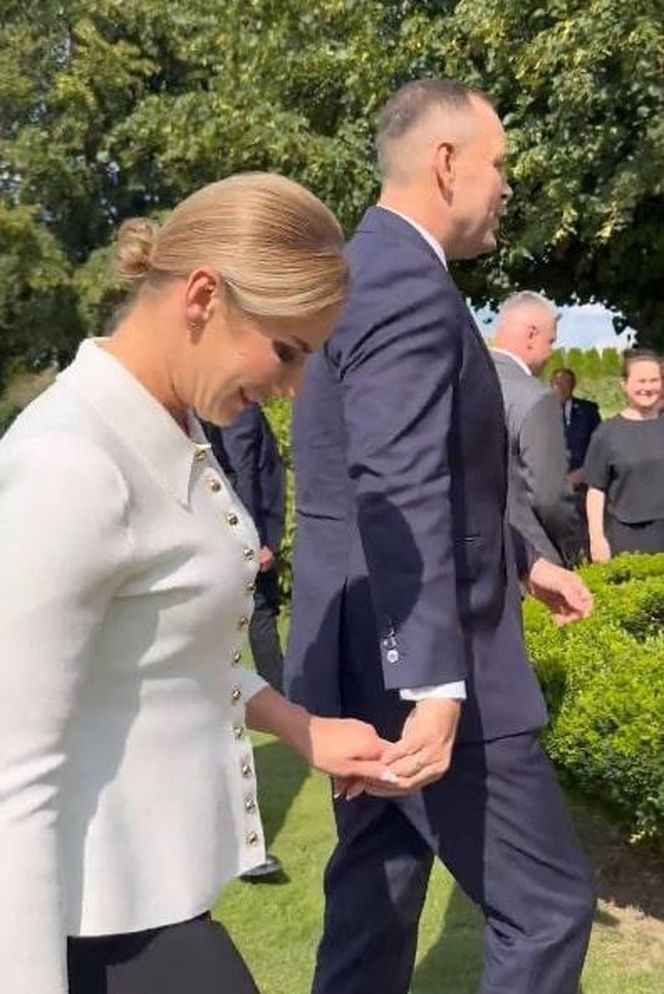 Szokująca ocena stroju Marty Nawrockiej! Pierwsza dama pod lupą